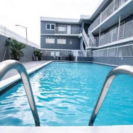 Modern 2Br With Kingbed In The Heart Of Isla Verde Strip Apartamento San Juan Exterior foto