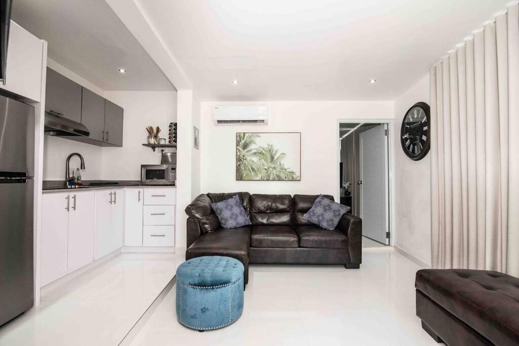 Modern 2Br With Kingbed In The Heart Of Isla Verde Strip Apartamento San Juan Exterior foto