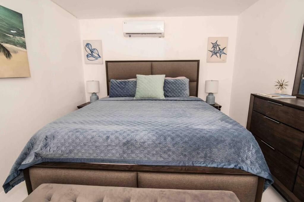 Modern 2Br With Kingbed In The Heart Of Isla Verde Strip Apartamento San Juan Exterior foto